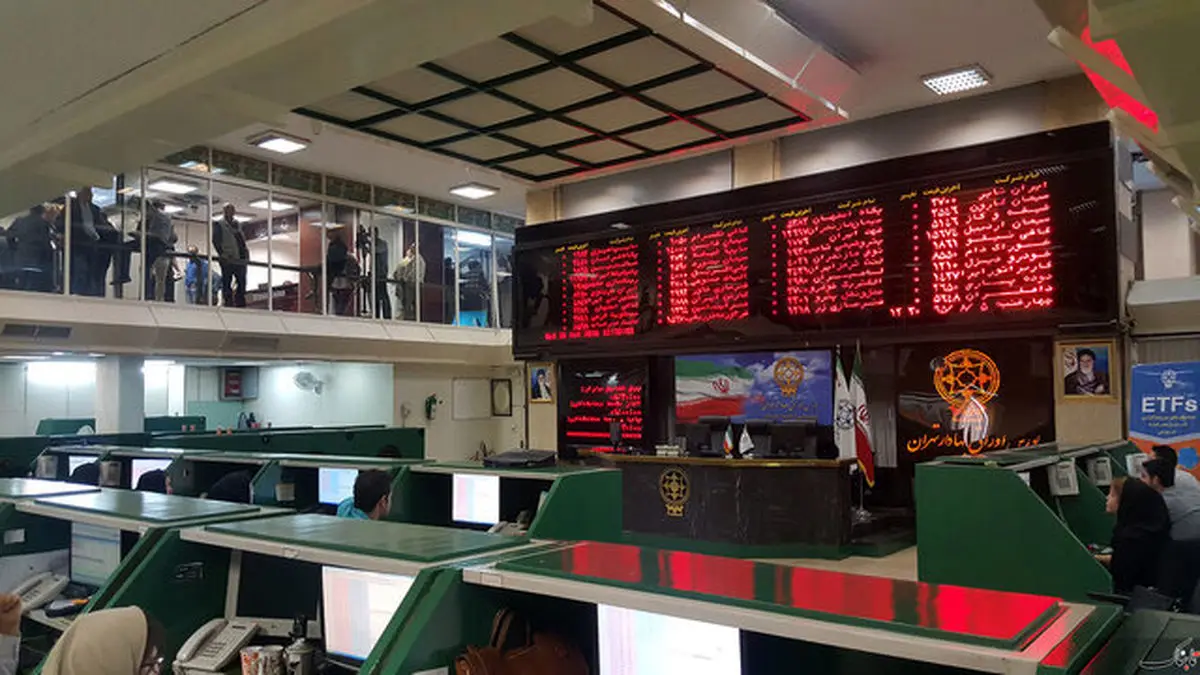 ریزش 8 هزار واحدی شاخص کل بورس در معاملات امروز