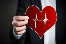 از این ۲ نشانه غیرعادی حمله قلبی غافل نشوید