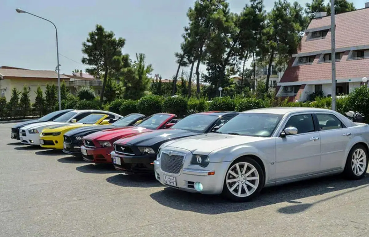 چه کسانی می‌توانند خودرو شخصی خود را به ایران بیاورند؟ / شرایط واردات خودرو 