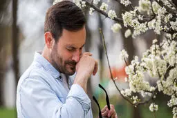  ۱۰ روش برای غلبه بر آلرژی‌های فصلی 
