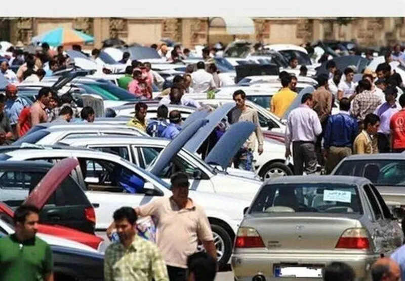 فاصله ۴۵ درصدی قیمت خودرو از کارخانه تا خیابان!مهم‌ترین عامل