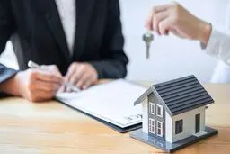 چگونه از مالک به دلیل افزایش زیاد اجاره شکایت کنیم؟