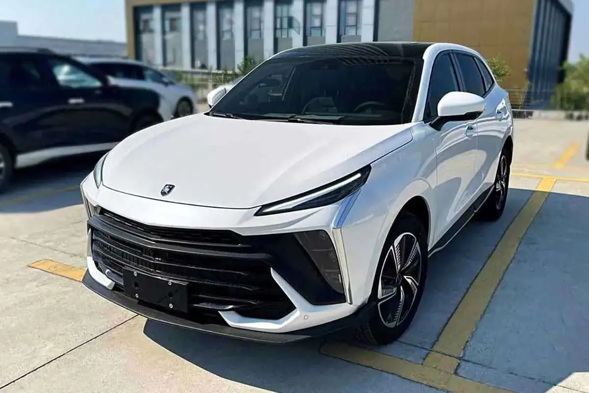 شروع دور جدید فروش خودرو لاماری با قیمت کارخانه + جدول