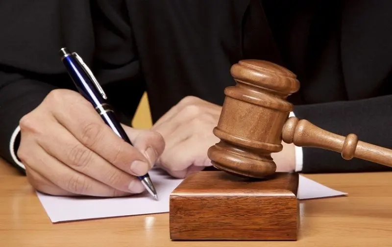 نحوه اجرای رای غیابی حقوقی و کیفری چگونه است؟