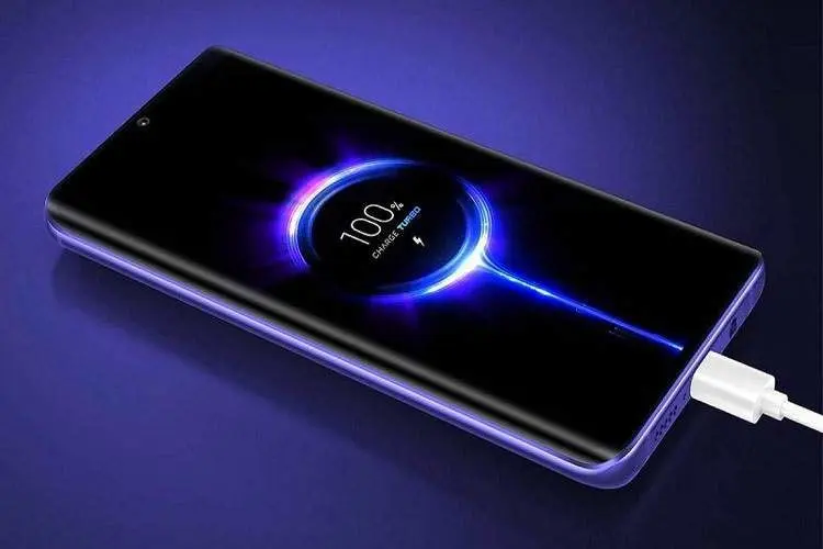 این کارهابه باتری گوشی شما آسیب می‌زند 