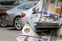 تاثیر افزایش قیمت دلار بر بازار خودرو چگونه است؟