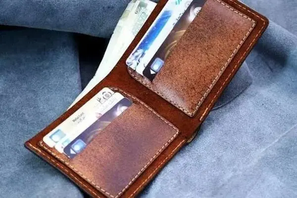 خبر مهم برای کارمندان دولت؛ حداقل شارژ ماهانه کیف پول ایران مشخص  شد