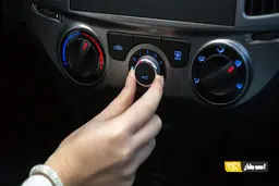 این کارها را انجام دهید تا بخاری خودرو ،  شما را بسوزاند!/ دکمه A/C را روشن کنیم یا نه؟