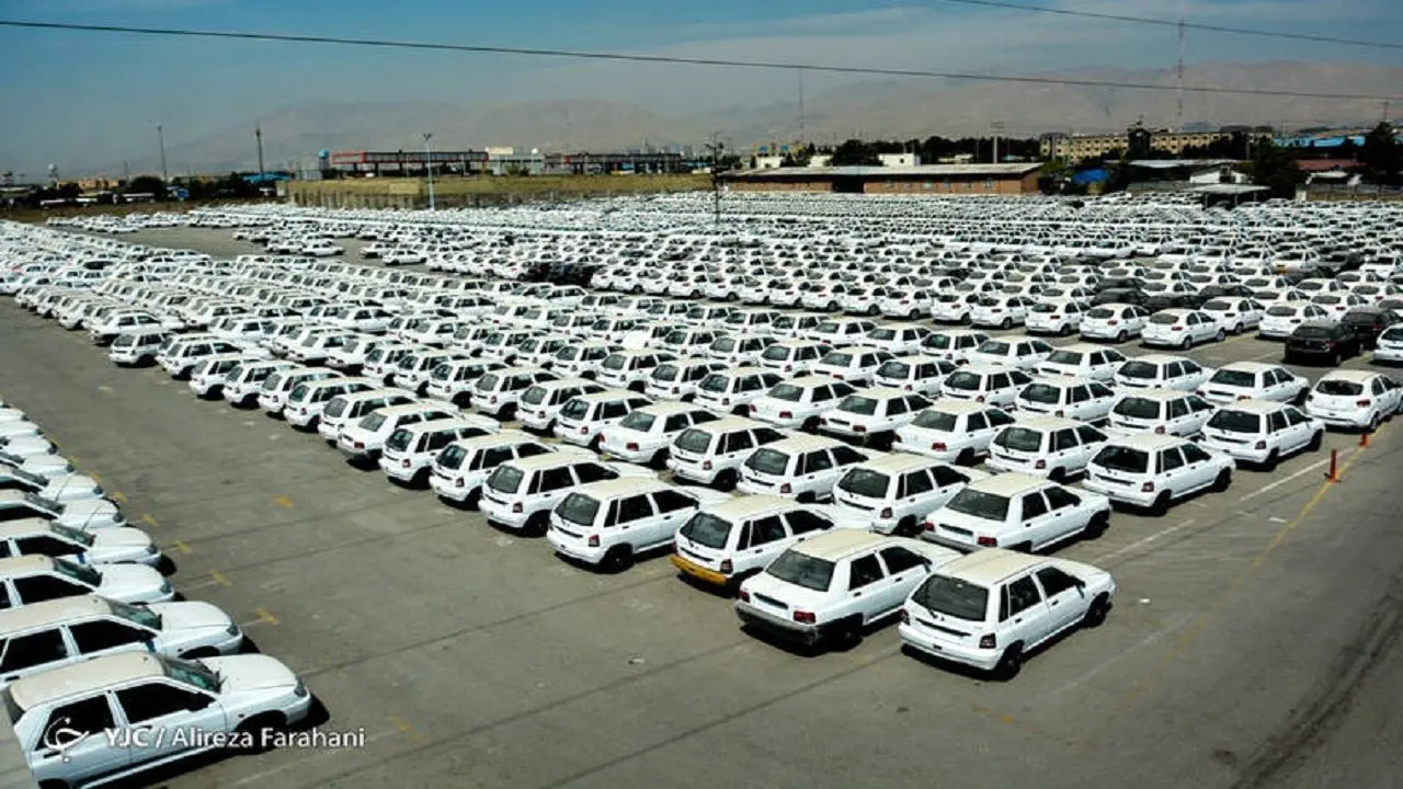 تاخیر در تحویل خودروهای ثبت نامی/ خریداران خودرو به کجا شکایت کنند؟