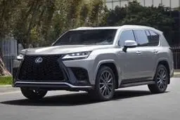 فروش لکسوس LX600 با قیمت قطعی در ایران آغاز شد