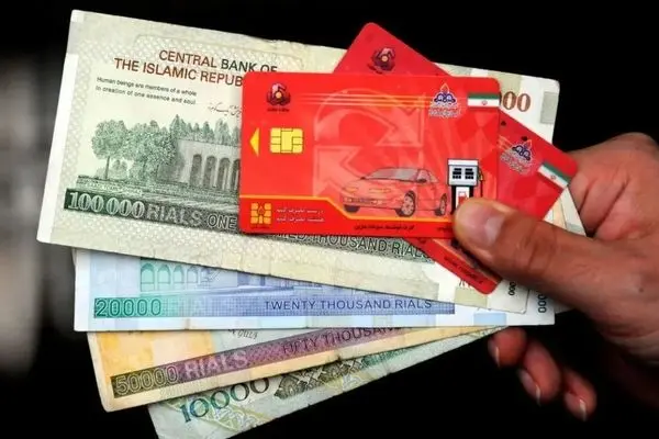 مهاجرانی: پول افزایش بنزین خرج معیشت مردم می‌شود