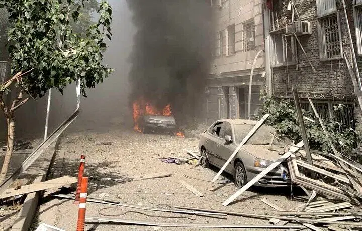 جزئیات کمک به خودروهای آسیب دیده جنگ از زبان مدیرعامل ایران خودرو