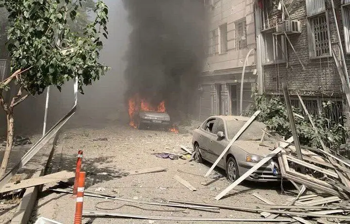 جزئیات کمک به خودروهای آسیب دیده جنگ از زبان مدیرعامل ایران خودرو