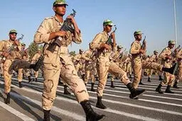 خدمت این سربازان یک ماه کسر می‌شود
