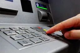 واریز اشتباهی پول به حساب دیگران جرم است یا فقط باید پول برگردانده شود؟
