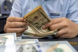 اطلاعیه ی مهم بانک مرکزی/ قیمت دلار برای بانک‌ها اعلام شد