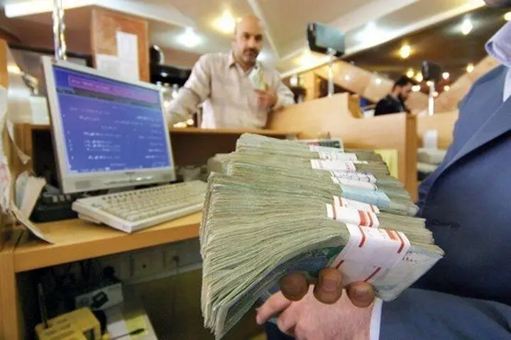  الزام سپرده‌گذاری برای دریافت وام، قانونی نیست 