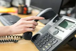 تلفن پاسخگویی یارانه‌ها،کالابرگ و دهک بندی اعلام شد/مراکز تماس ومشاوره