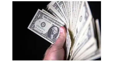 پیش بینی قیمت دلار برای فردا (۱۴ بهمن)