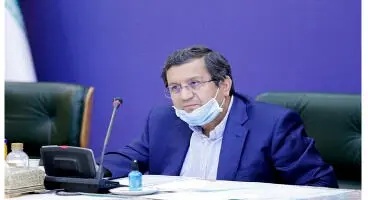 همتی: سود سپرده بانکی تغییر نمی‌کند