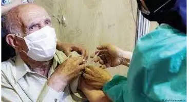 واکسیناسیون کرونا برای افراد بالای ۷۵ سال آغاز شد