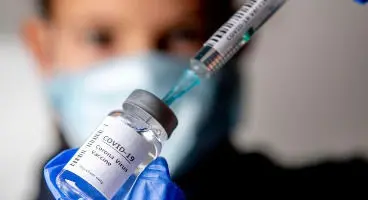 واکسیناسیون معلمان و دانش آموزان از مرداد ماه
