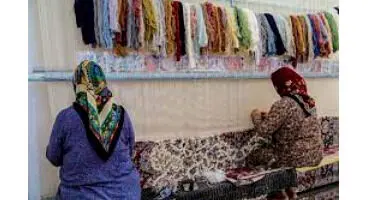 حذف اعتبار بیمه قالیبافان و شاغلان صنایع دستی در بودجه ۱۴۰۰