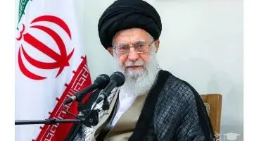 هشدار رهبری به مجلس در مورد پرهیز از تکالیف مالایطاق (بیش از حد توان) به بانکها