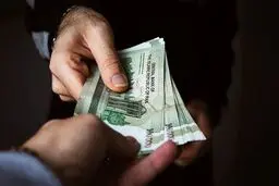 پایه مزد طی ۱۰ سال از ۲۳۲ دلار به 78 دلار رسید