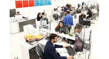 علیزاده: مردم تخلفات احتمالی بانک‌های خصوصی را در اختیار هیات تحقیق و تفحص قرار دهند