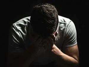 ۷ دلیلی که دائما احساس خستگی می‌کنید!
