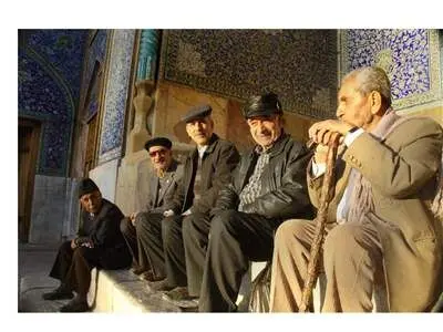 حداکثر سن بازنشستگی ۶۲ سال و ۵۵ سال شد