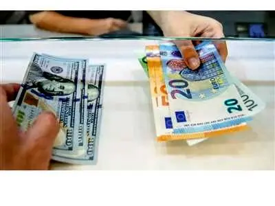 نرخ ارز در بازارهای مختلف 10 دی ماه/ دلار و یورو کاهشی شد