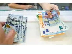 نرخ ارز در بازارهای مختلف 10 دی ماه/ دلار و یورو کاهشی شد