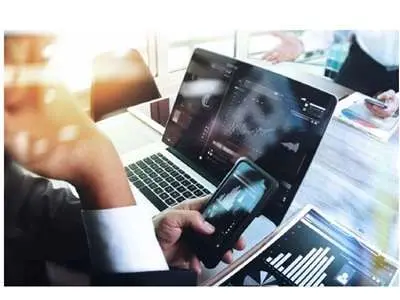 پیش‌بینی بورس فردا 26 دی 1402 /چالش بزرگ شاخص کل در سال 1402