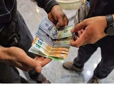 نرخ ارز در بازارهای مختلف 9 بهمن ماه/ یورو دوباره کاهشی شد