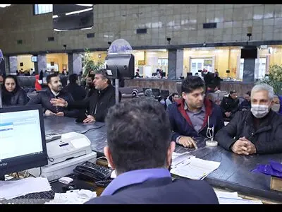 هجوم مردم به بانک ها / «بانک‌ها» غافلگیر شدند