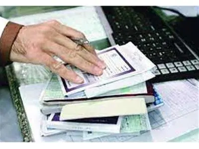 نسخه کاغذی اوایل اسفند در بخش دارو حذف می‌شود