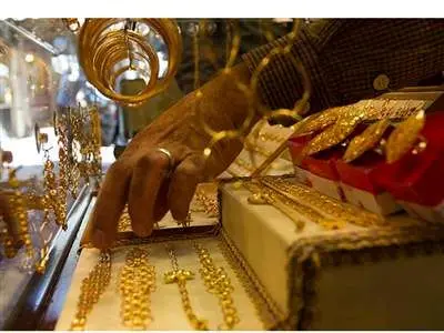 مسیر طلای ایران از جهان جدا شد/ دلیل گرانی طلا چیست؟