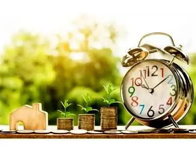 بررسی 6 مزیت شروع سرمایه‌گذاری از 20 سالگی