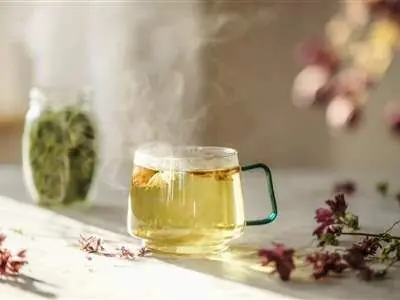 دمنوش‌های عالی برای داشتن پوستی سالم و روشن