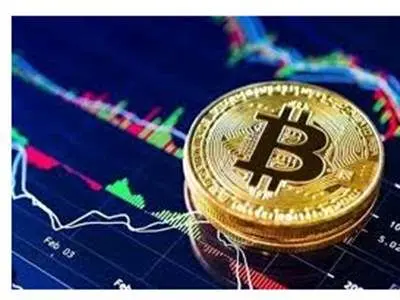 بیت کوین به بالای ۶۵۰۰۰ دلار رسید