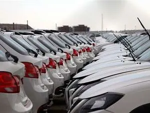 افت ۴ تا ۵۰ میلیون تومانی قیمت برخی خودروها در بازار + جدول قیمت