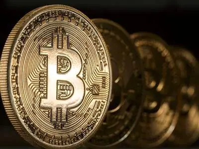 راهنمای گام به گام خرید بیت کوین از در صرافی ارز دیجیتال بیت ۲۴