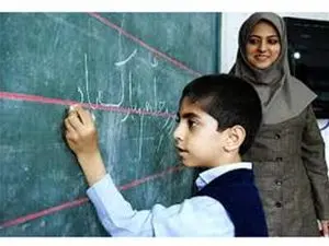 حقوق کدام معلمان دوبرابر میشود؟