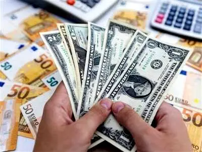 نرخ ارز در بازارهای مختلف 3 خرداد/ یورو کاهشی شد