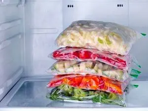 این مواد غذایی را هرگز در فریزر نگه ندارید