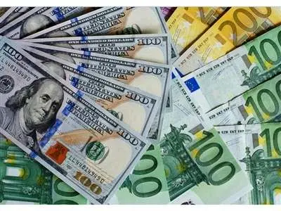 نرخ ارز در بازارهای مختلف11 تیر / یورو کاهشی شد