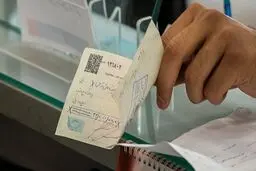 آیا چک بدون ثبت قابل نقد شدن است؟
