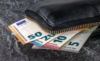 نگهداری ارز؛ کدام روش سود بیشتری برای اسکناس‌های ارزی شما می‌سازد؟